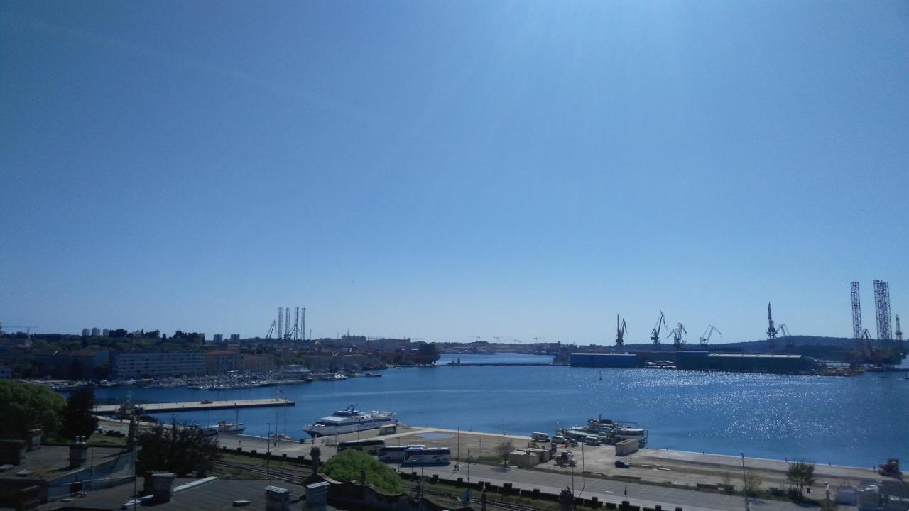 Apartment R&M Пула Екстер'єр фото