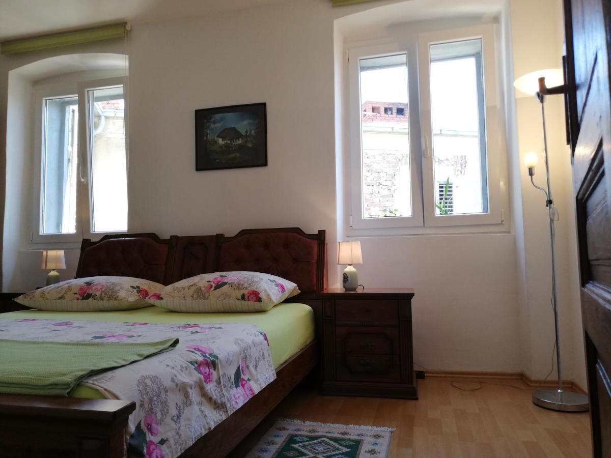 Apartment R&M Пула Екстер'єр фото
